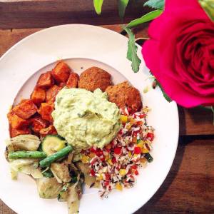 13288000_1155879501122818_1081008536_o